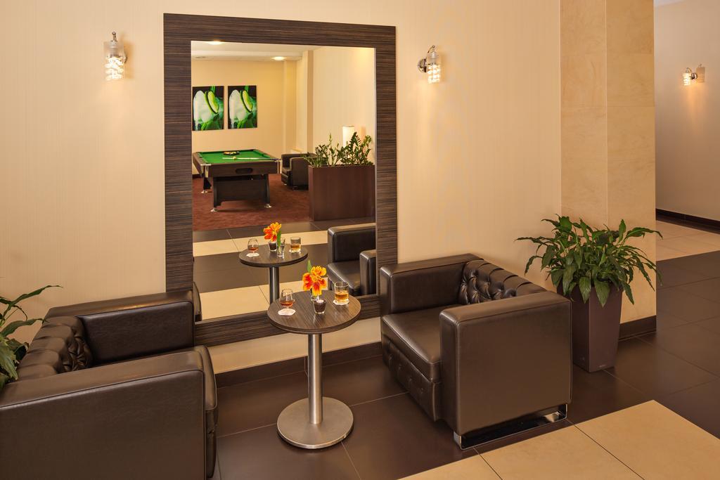 Z-Hotel Business & Spa Otwock Extérieur photo