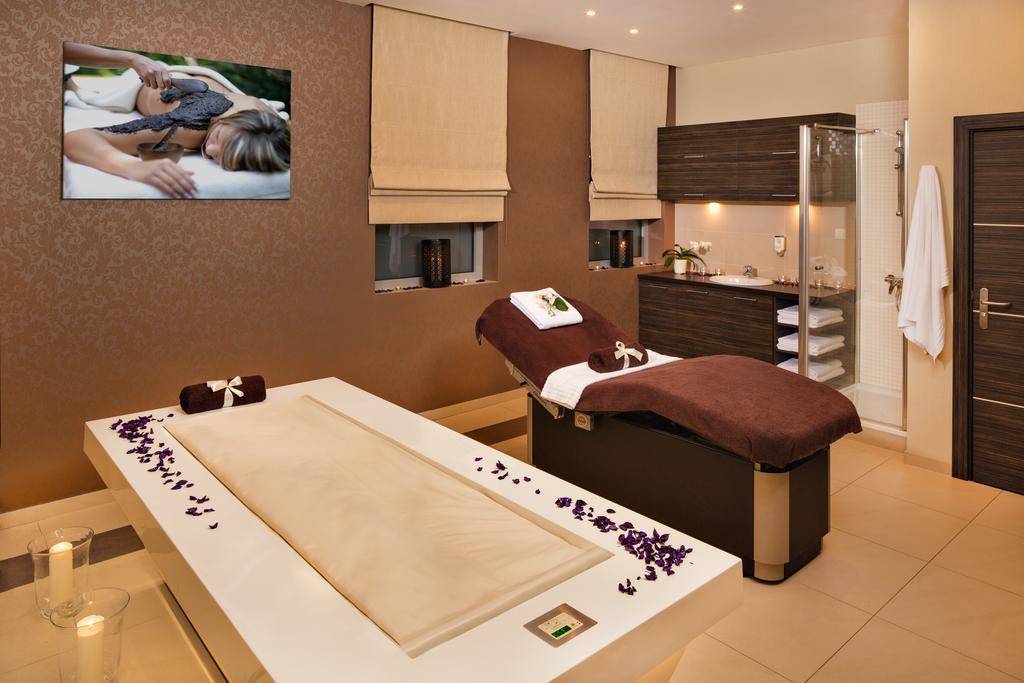 Z-Hotel Business & Spa Otwock Extérieur photo