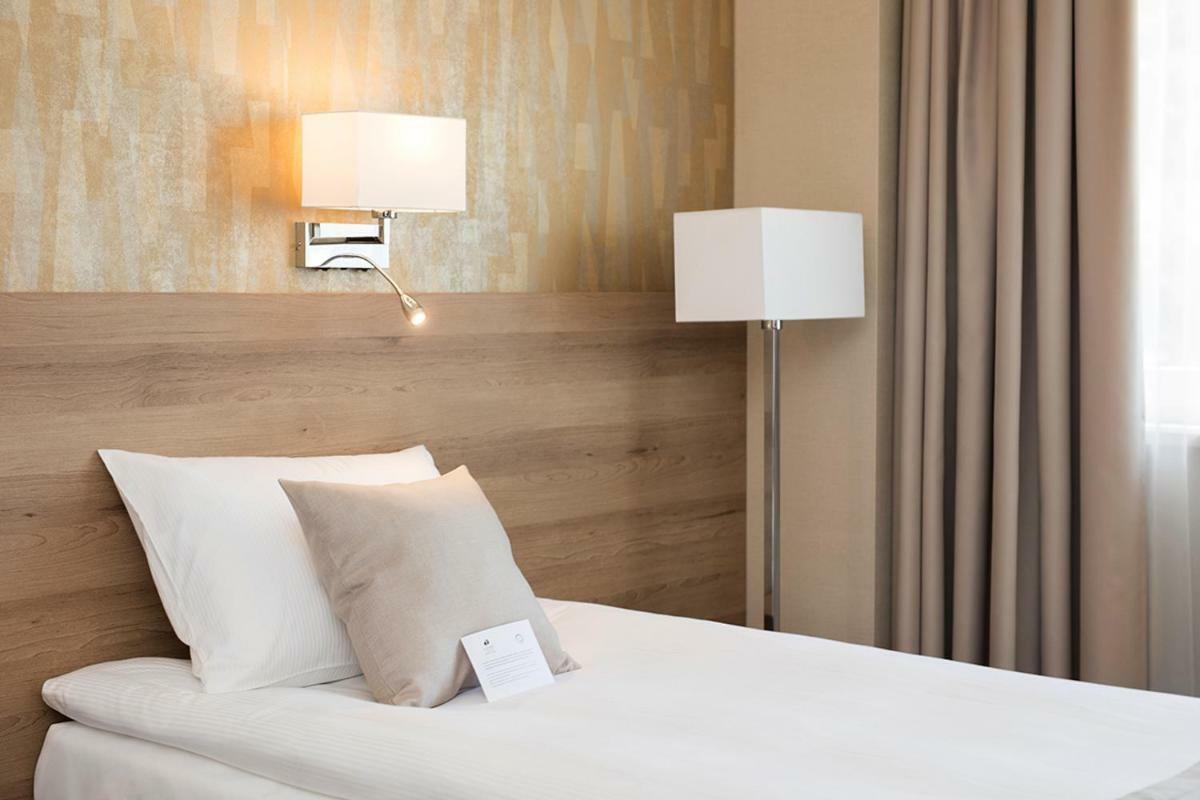 Z-Hotel Business & Spa Otwock Extérieur photo
