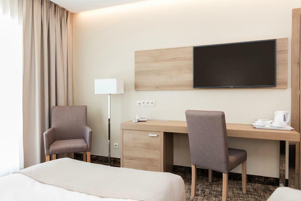 Z-Hotel Business & Spa Otwock Extérieur photo